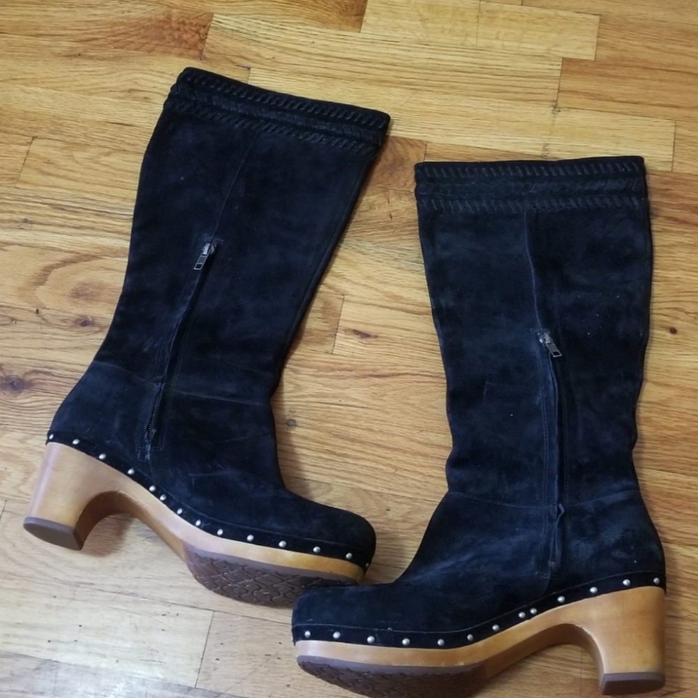 Ugg Rosabella tall boots size 7